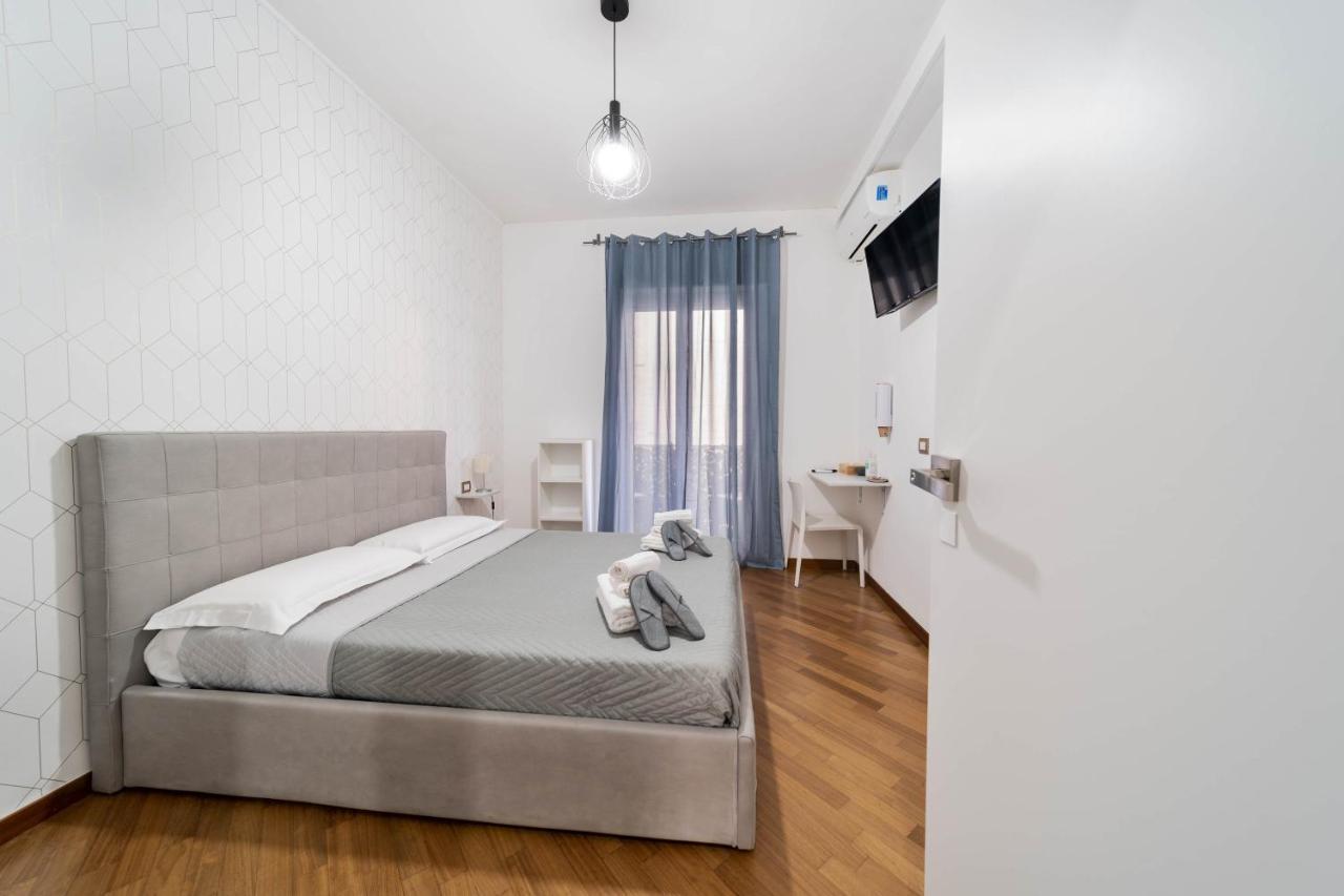 Dante 138 Class Rooms & Apartments Барі Екстер'єр фото